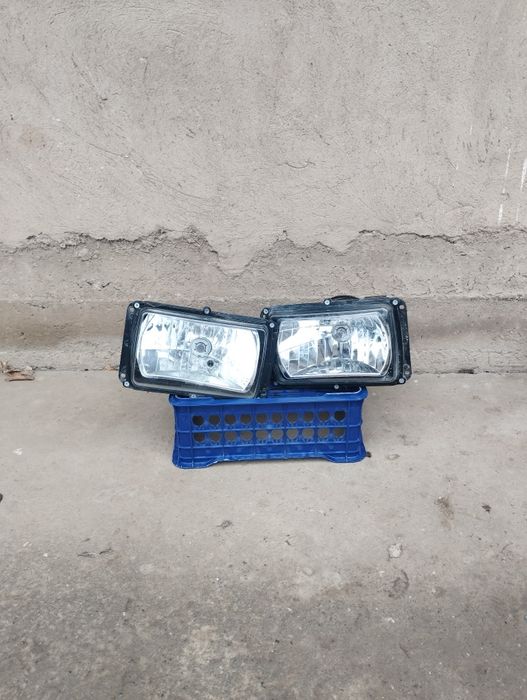 Фара Волга 3102.