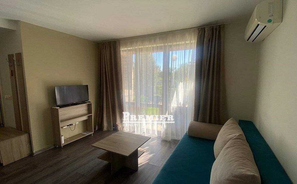 Продава се Двустаен апартамент в к.к. Слънчев бряг - 48 кв.м за 1563 €/кв.м - Снимка #14