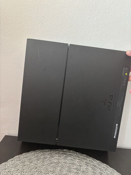 ps4 simplu in stare buna