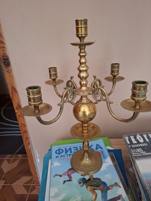 Свещник за свещи
