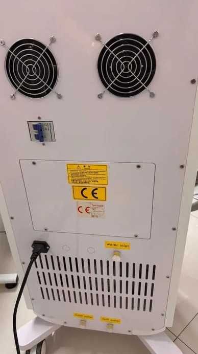 Aparat pentru epilare cu laser dioda 3 unde