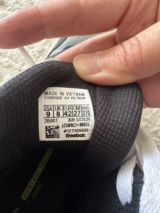 Осенний кроссовки