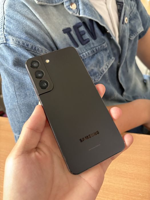 Samsung Galaxy S22