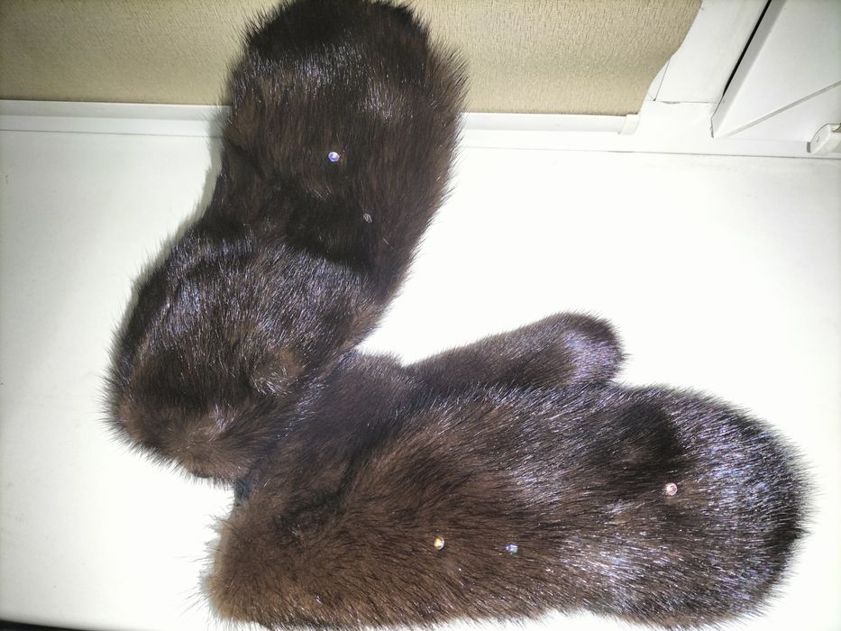 Продам варежки норковые