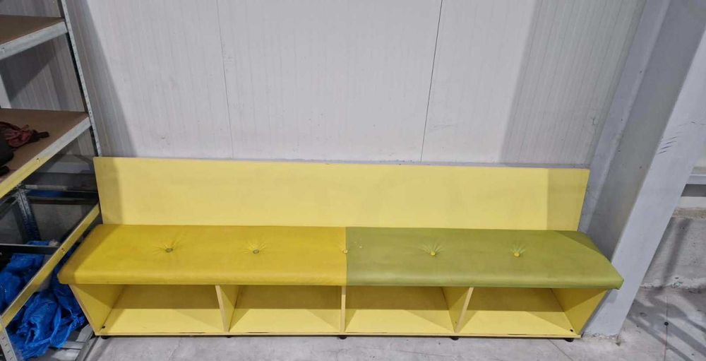 Пейка / пейка с място за съхранение – 244 см