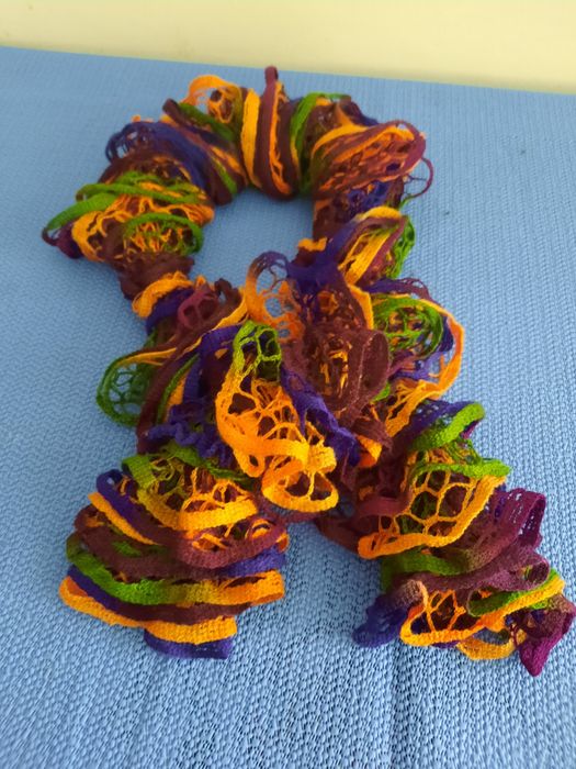 Esarfa/Fular multicolor cu aspect dantelat