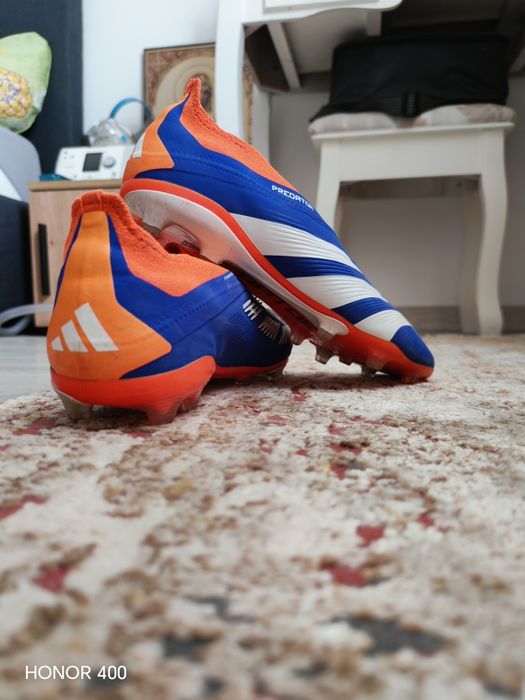 Crampoane de fotbal