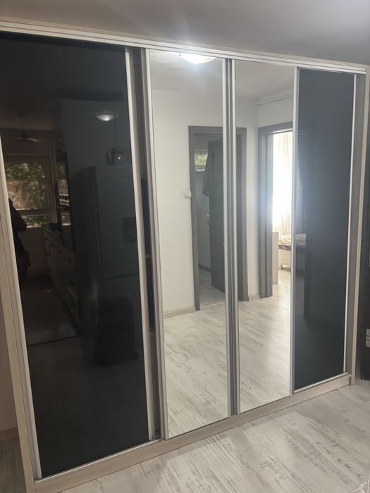 Inchiriez apartament