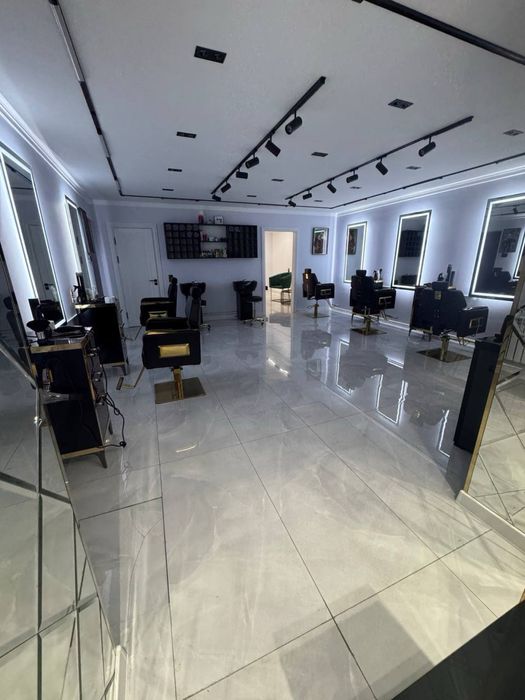 Своя. Продаётся нежилой коммерческая недвижимость выгодный инвестиция.