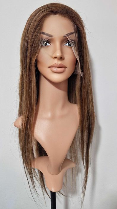 Естествена перука 70–75 см – Lace Front 13x6, кафява с руси кичури