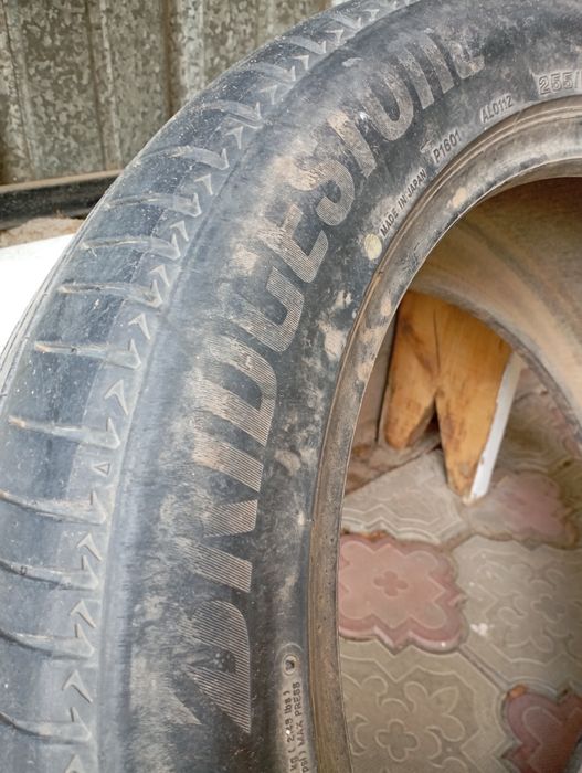 Баллон Bridgestone Alenza 001