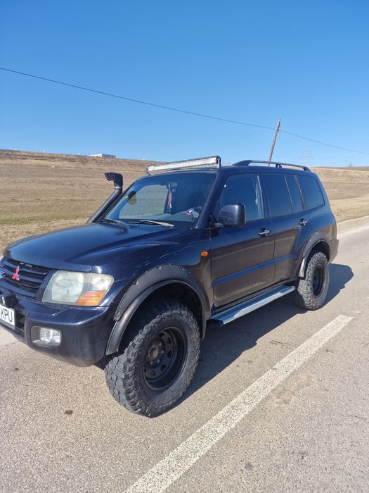 Mitsubishi pajero autoutilitara