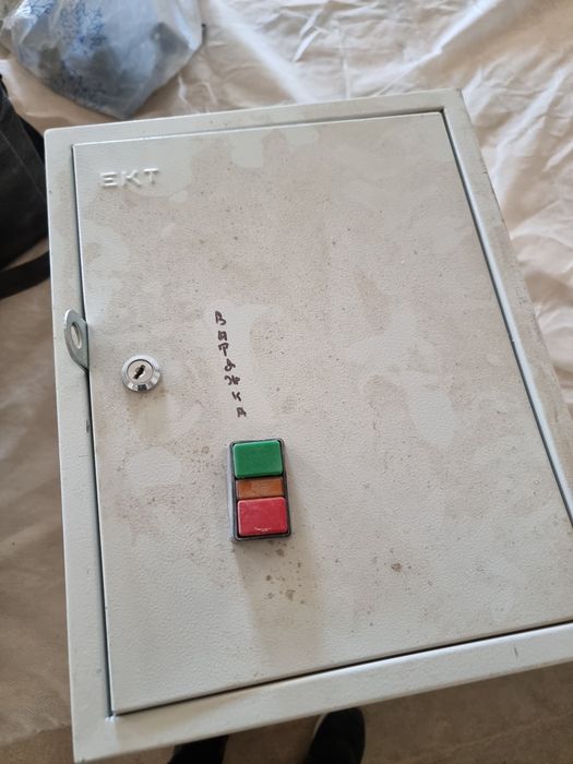 Продается автомат щит