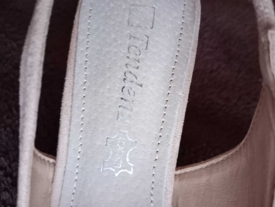 Дамски обувки от естествен велур