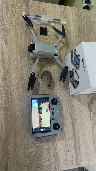 Дрон DJI Mini 3 Pro + 64 GB SD карта