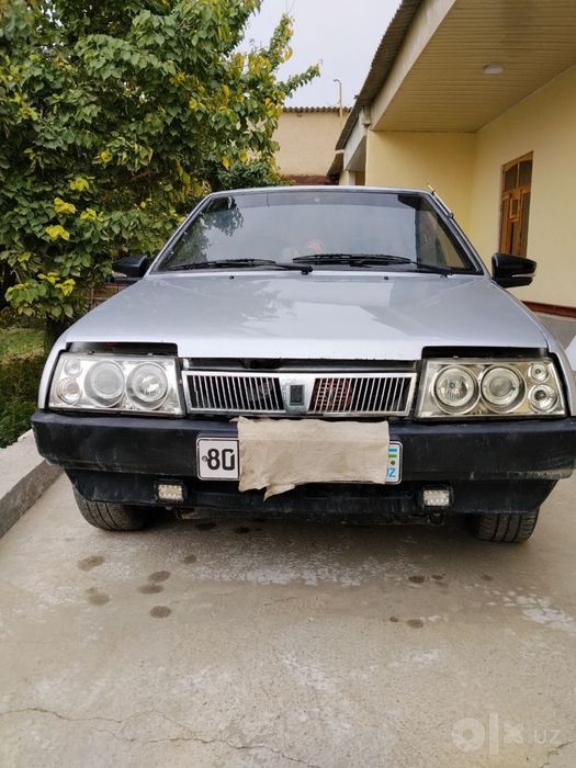 Lada vaz 21099 sotiladi
