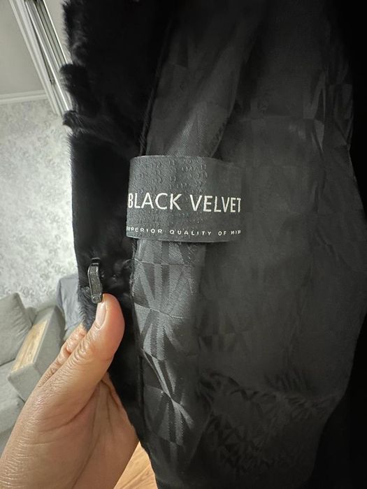 Шуба женская каракуль