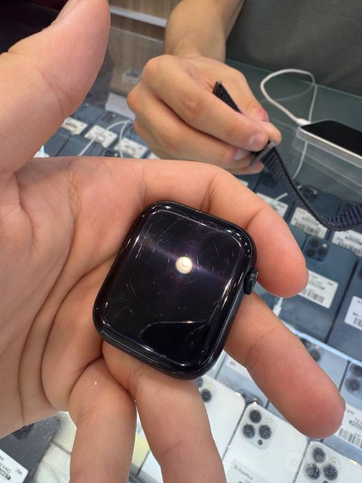 Apple watch 8/45 sotladi
