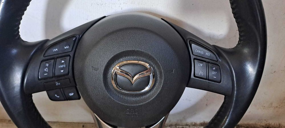Volan din piele cu comenzi , complet cu airbag pentru Mazda 6 III 2014+