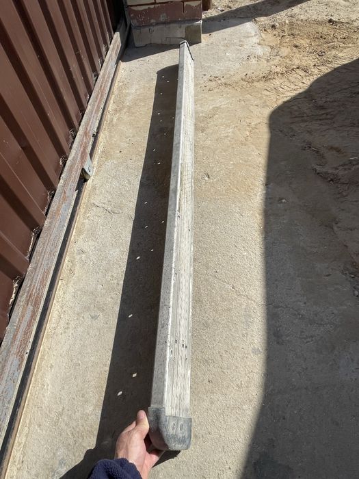 Сатылады, подножка.