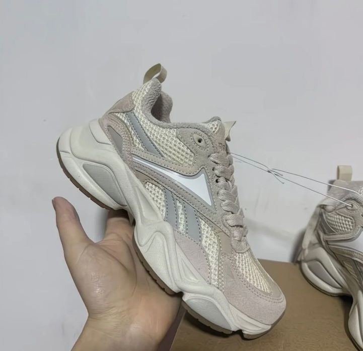 Мужские кроссовки