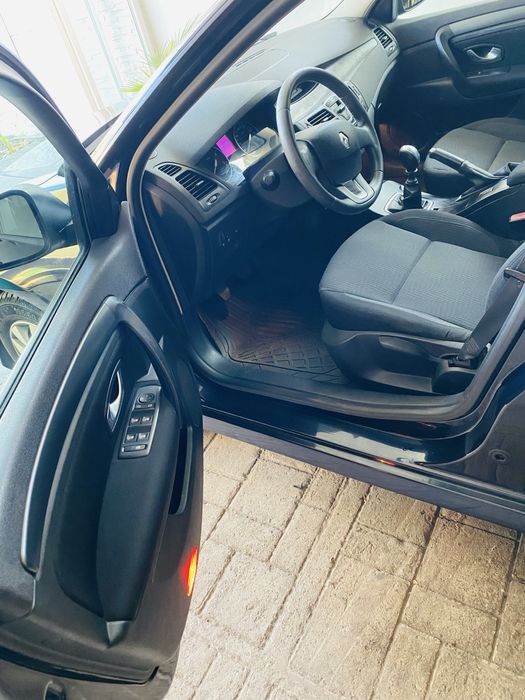 Renault Laguna 3 2008 euro4 Top