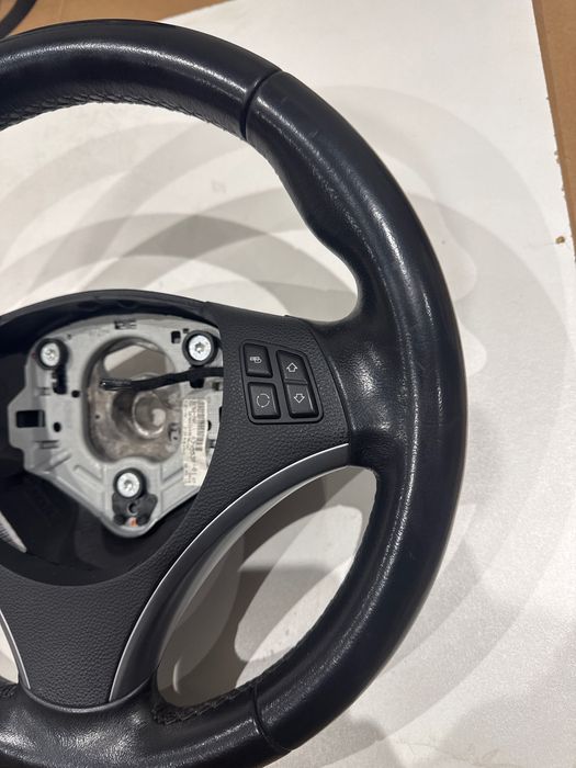 BMW E90/91кожен волан БМВ Е90/91