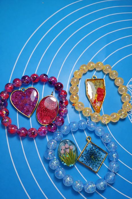 Женские украшения