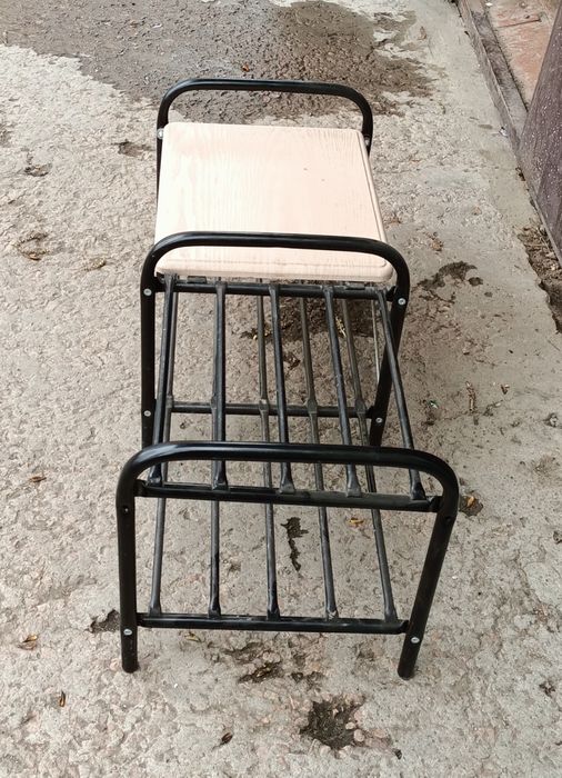 Продам удобную подставку для обуви