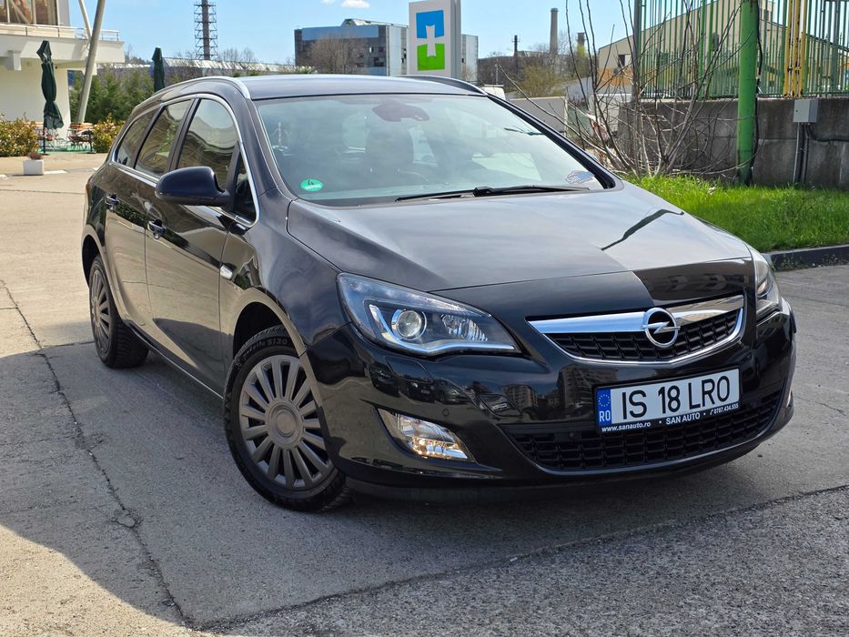 OPEL Astra 2011 — imagine 12