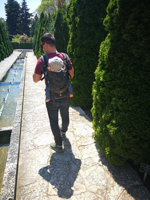 Продавам ергономична бебешка раница LennyUp – като нова!