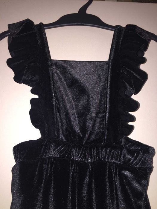 Дрехи за момиче 3-4 години, 104 см. официални рокли, гащеризон, дънки