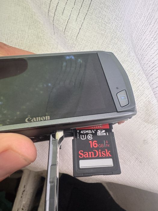 Canon ixus 310hs