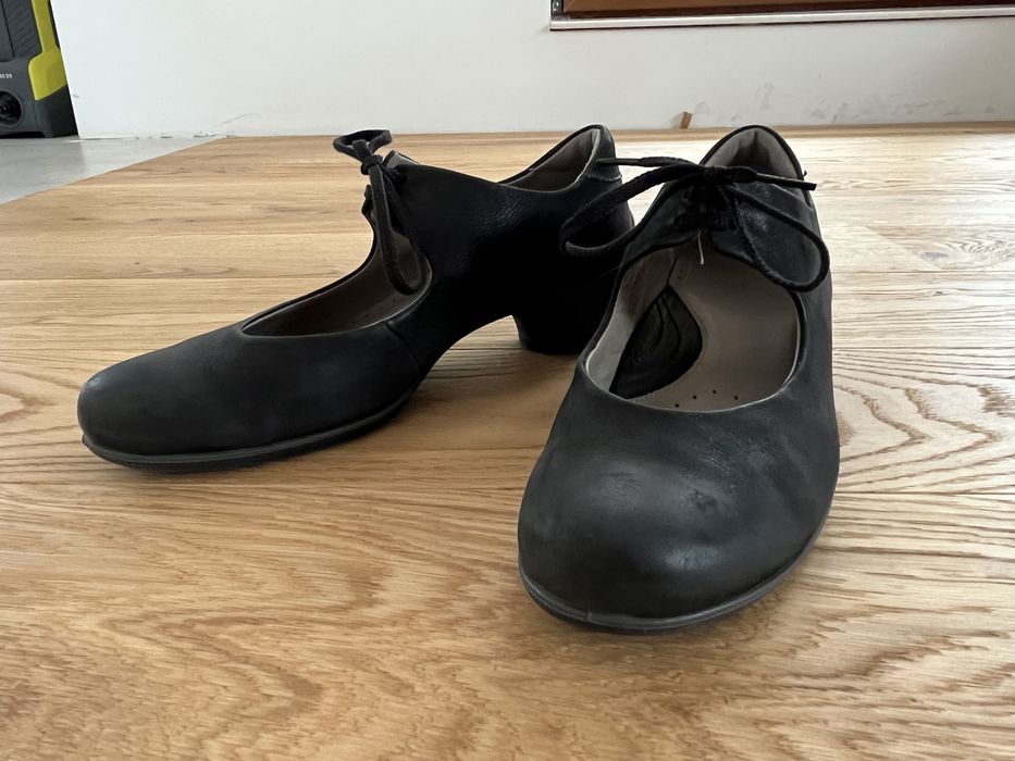 ЕССО елегантни обувки с ток 41