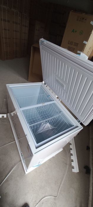 Морозилка AIWA 350литров