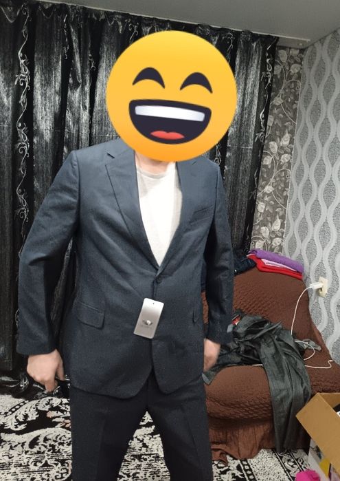 Продаю мужской костюм пиджак и джинсы