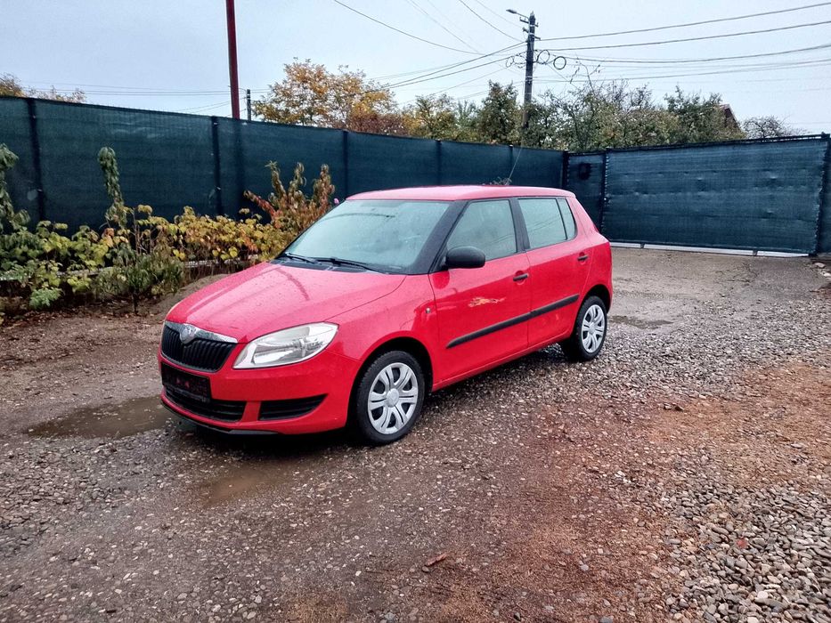 Skoda Fabia 1,2 benzina ,an 2011 , euro 5 , Si un break 1,2 an 2011