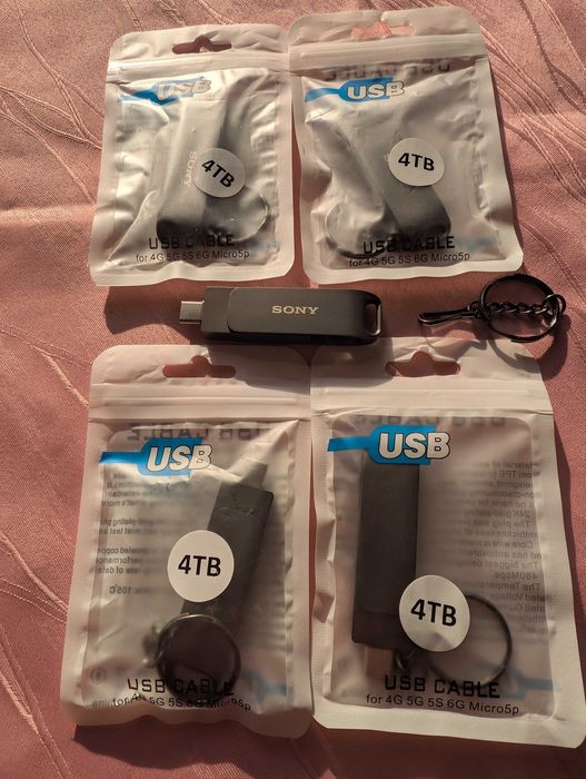 SONY 2TB USB 3.0 флаш памет