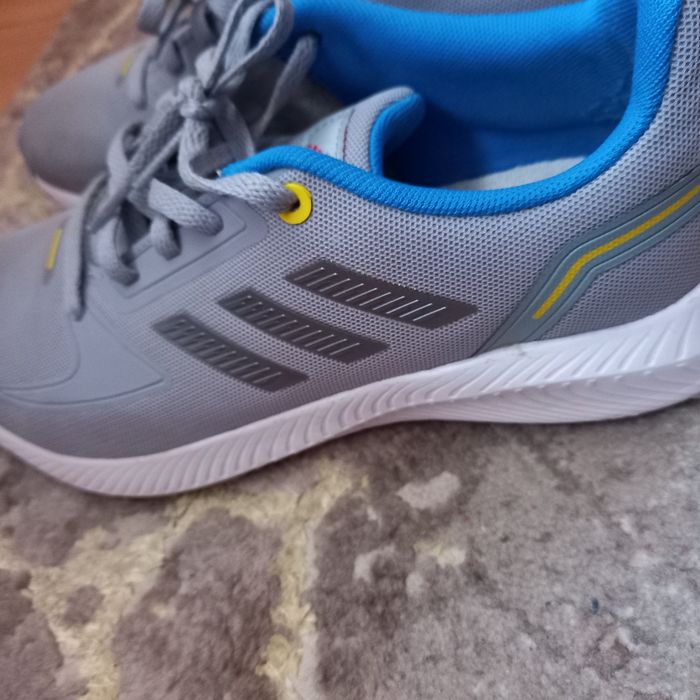 Adidași de damă dl Adidas