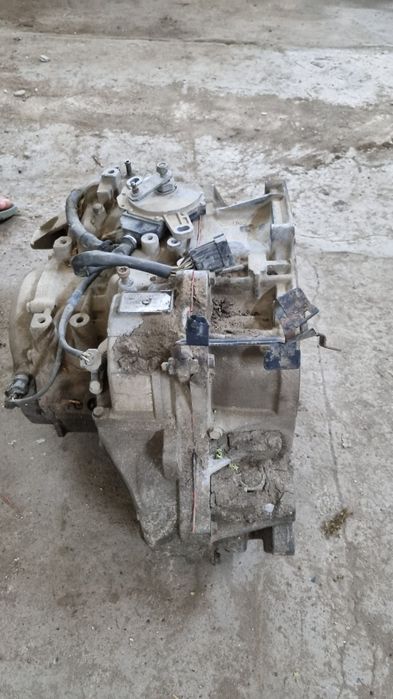 Акпп на Опель Вектра б, 1.8 .2001г