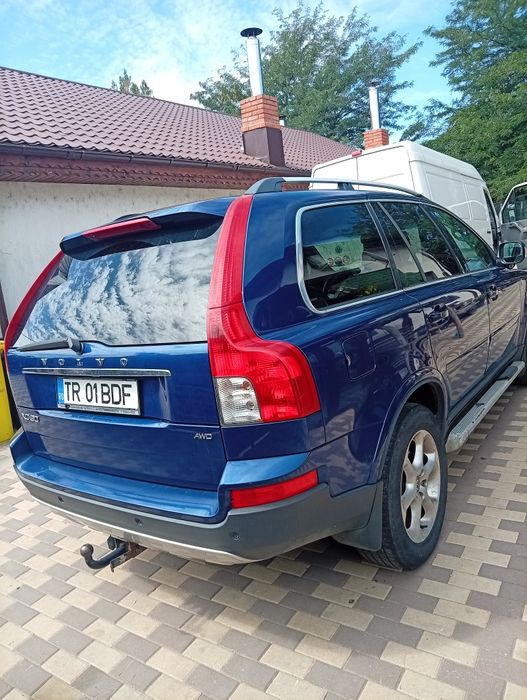 Volvo XC90 ocean race