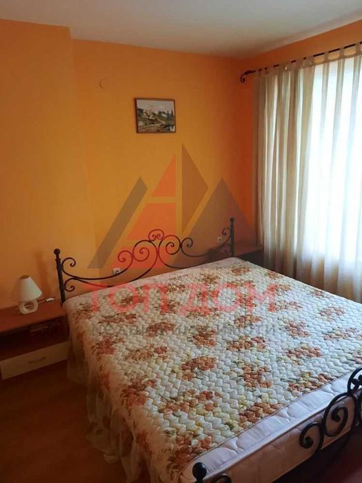 Дава се под наем Тристаен апартамент в Варна, Център - 85 кв.м за 408 € - Снимка #1