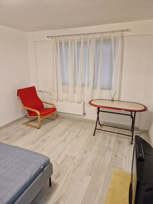 Proprietar ,bdul Lacul Tei, Lukoil 310 €