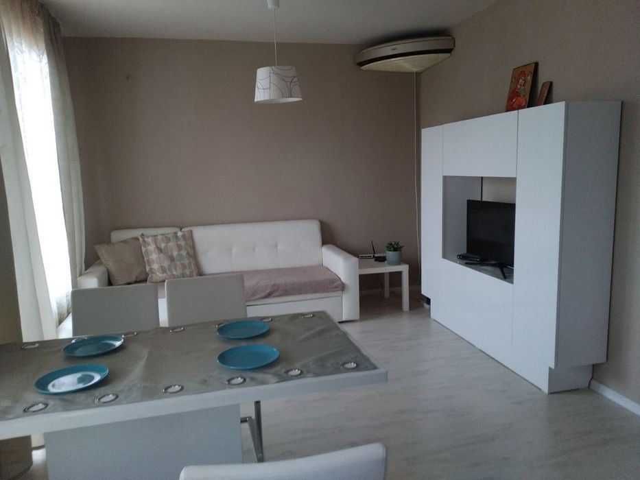 3-стаен апартамент под наем в Бели брези