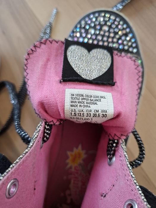 Skechers Twinkle Toes – детски светещи кецове №33 (20.5 см)