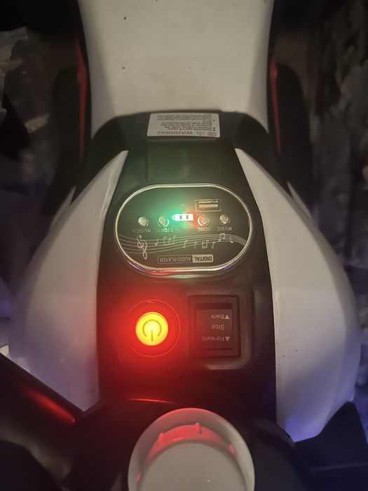 Продается мотоцикл yamaha почти новый