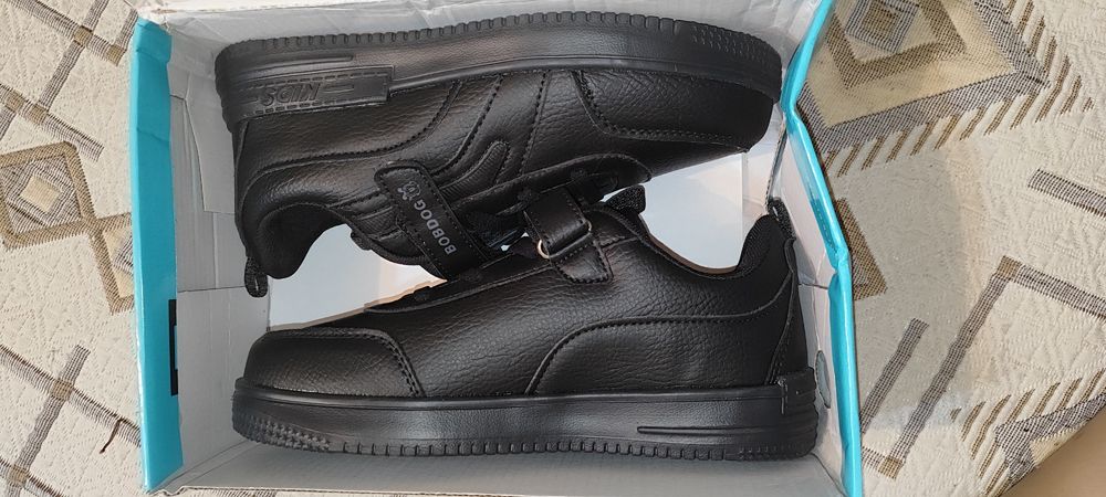 Продам новые туфли 38р