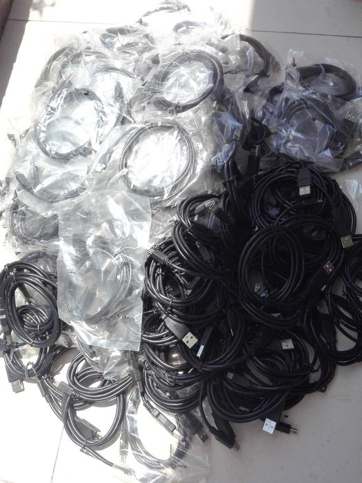 Кабели USB A(м) към USB Mini(м), 1 метър, черен