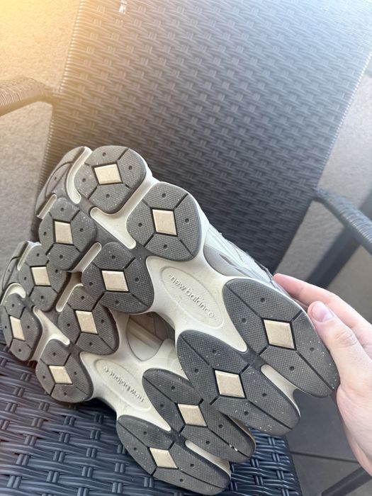 New Balance 9060 Cordura Grey/Beige 42.5 номер