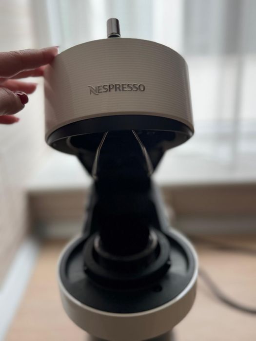 Aparat de cafea Nespresso